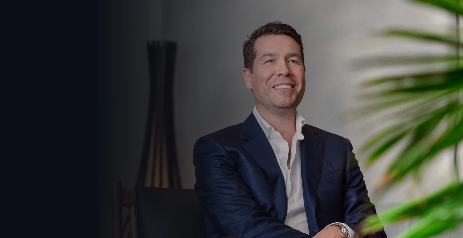 Back bra lift surgery — Dr Matthew Peters, specialist plastic surgeon Brisbane